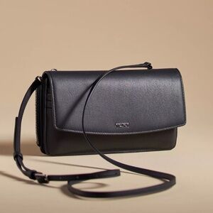 Women's TUMI Belden Leather Wallet Crossbody in Black Adjustable Shoulder Strap